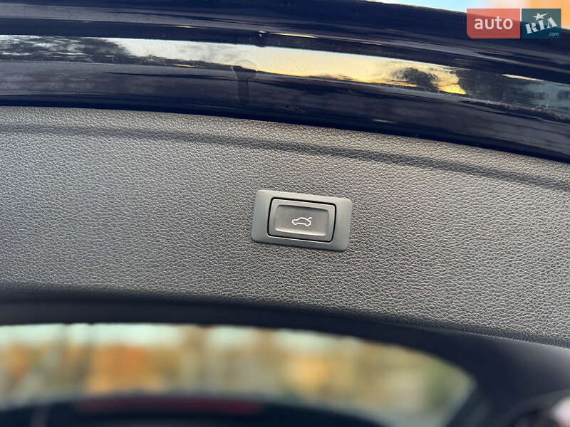 Внедорожник / Кроссовер Audi Q5 2020 в Новояворовске