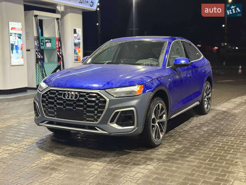 Позашляховик / Кросовер Audi Q5 2021 в Києві