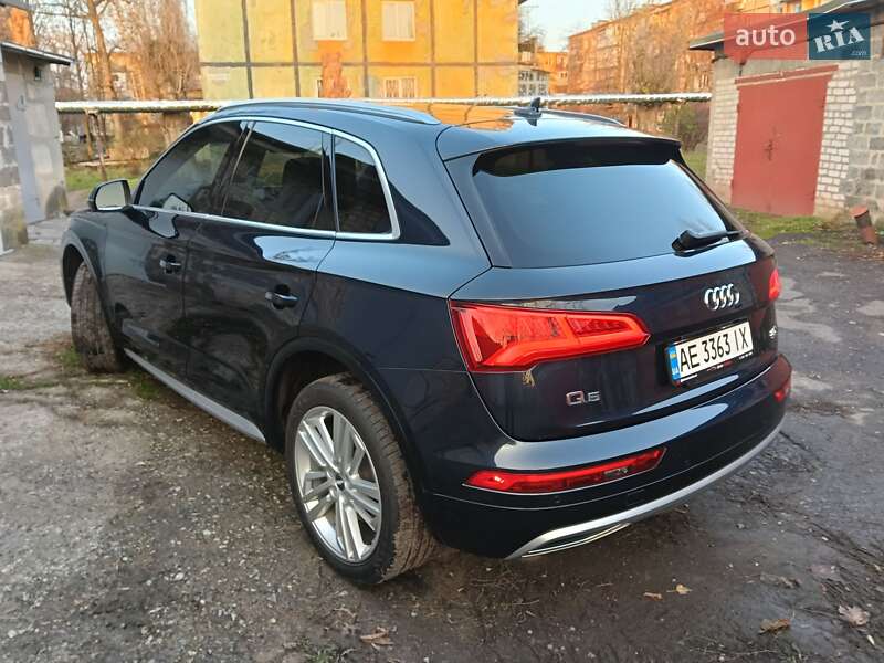 Внедорожник / Кроссовер Audi Q5 2018 в Кривом Роге фото 12 Внедорожник / Кроссовер Audi Q5 2018 в Кривом Роге