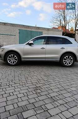 Внедорожник / Кроссовер Audi Q5 2015 в Луцке