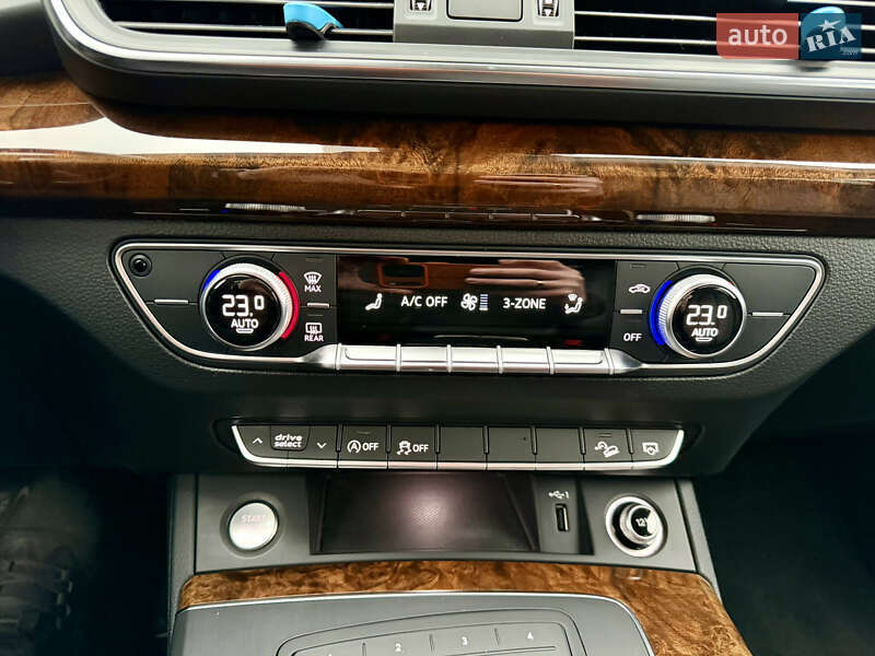 Позашляховик / Кросовер Audi Q5 2018 в Вінниці