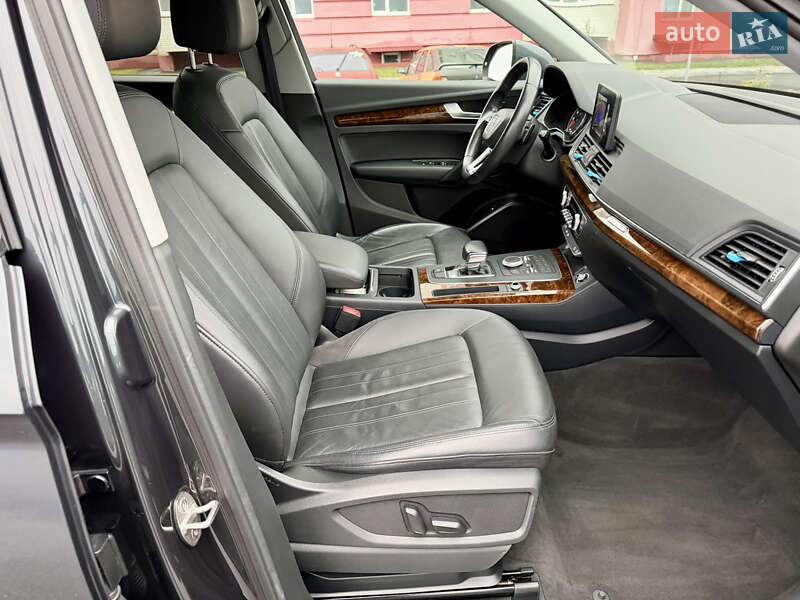 Позашляховик / Кросовер Audi Q5 2018 в Вінниці