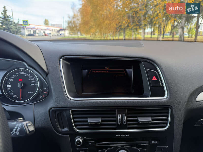 Внедорожник / Кроссовер Audi Q5 2013 в Киеве