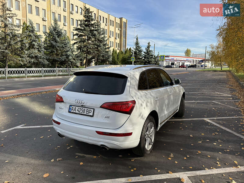 Внедорожник / Кроссовер Audi Q5 2013 в Киеве
