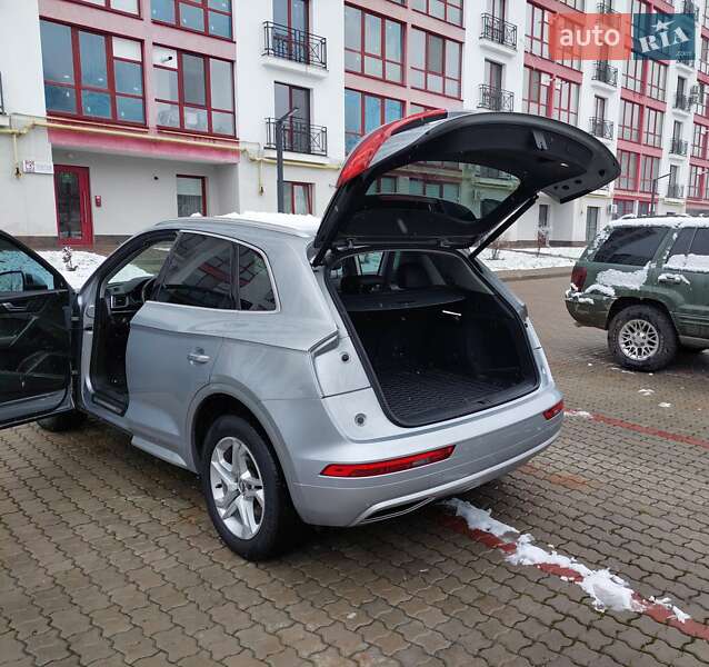 Позашляховик / Кросовер Audi Q5 2018 в Івано-Франківську