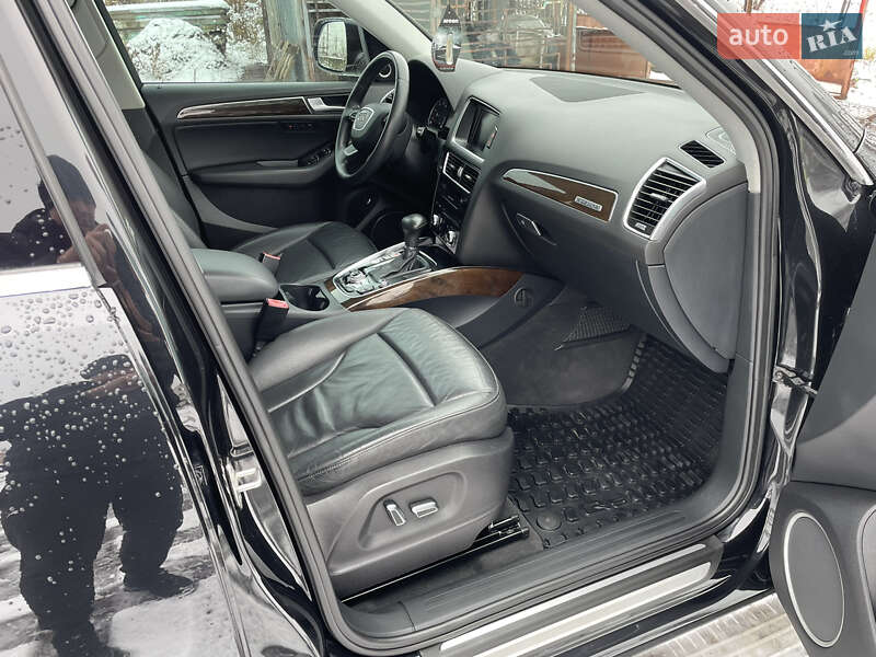 Внедорожник / Кроссовер Audi Q5 2013 в Ровно