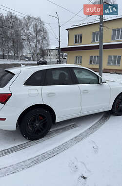 Внедорожник / Кроссовер Audi Q5 2014 в Ровно