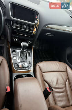 Внедорожник / Кроссовер Audi Q5 2014 в Ровно