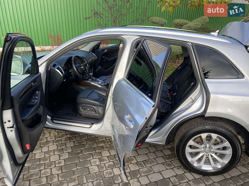 Позашляховик / Кросовер Audi Q5 2013 в Луцьку фото 7 Позашляховик / Кросовер Audi Q5 2013 в Луцьку