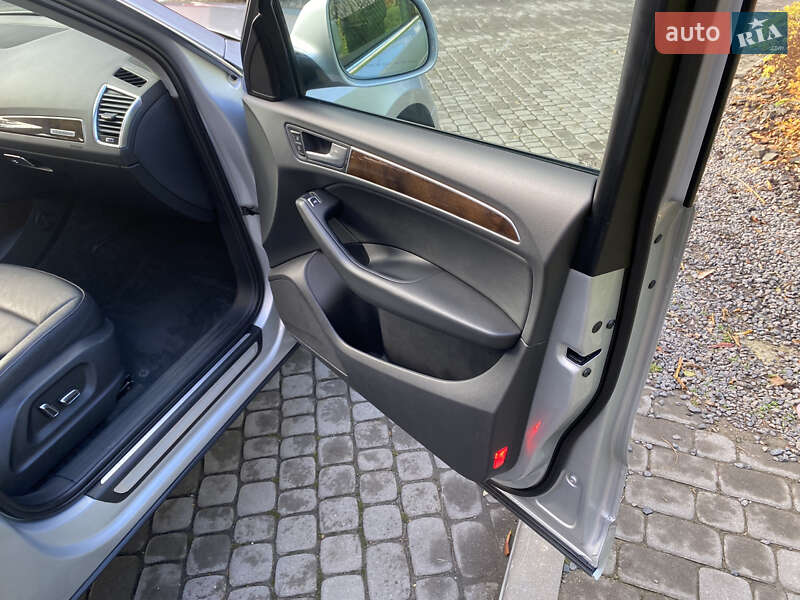Позашляховик / Кросовер Audi Q5 2013 в Луцьку фото 21 Позашляховик / Кросовер Audi Q5 2013 в Луцьку