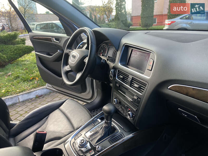 Позашляховик / Кросовер Audi Q5 2013 в Луцьку фото 26 Позашляховик / Кросовер Audi Q5 2013 в Луцьку
