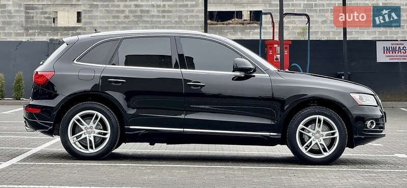 Внедорожник / Кроссовер Audi Q5 2016 в Дубно