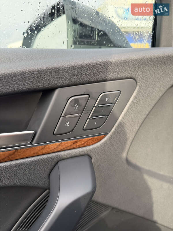 Внедорожник / Кроссовер Audi Q5 2022 в Киеве фото 16 Внедорожник / Кроссовер Audi Q5 2022 в Киеве