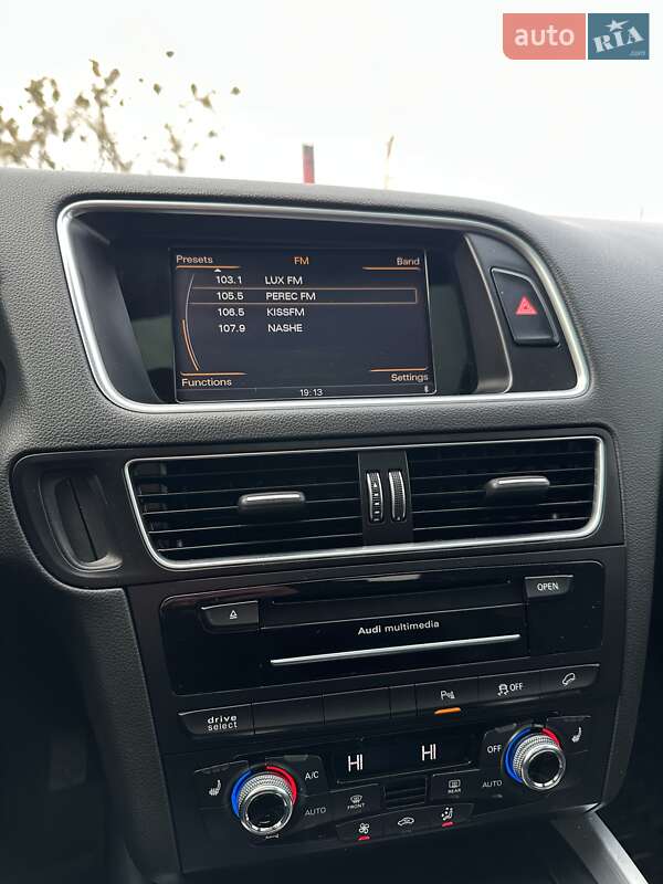 Внедорожник / Кроссовер Audi Q5 2015 в Белогородке