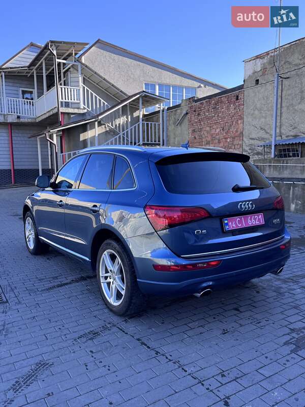 Внедорожник / Кроссовер Audi Q5 2015 в Черновцах