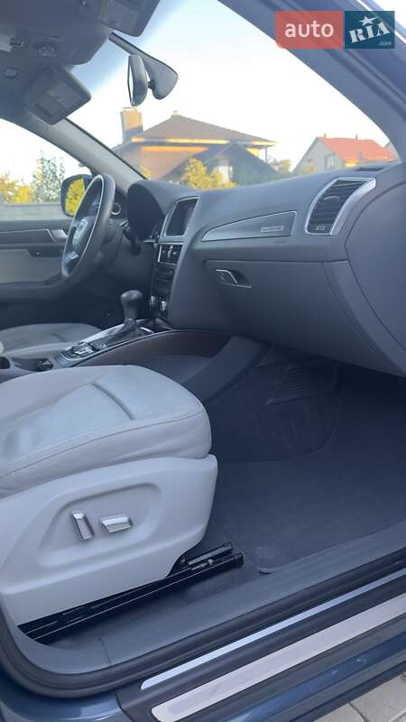 Внедорожник / Кроссовер Audi Q5 2015 в Черновцах