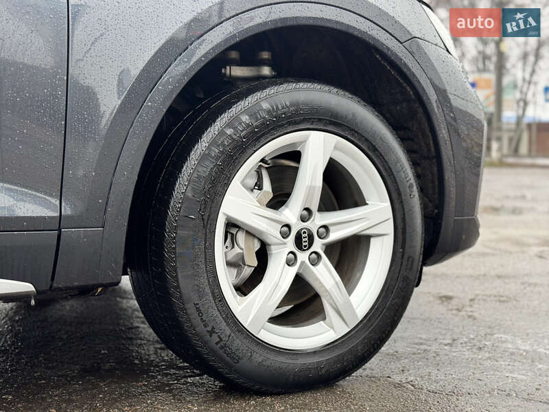 Внедорожник / Кроссовер Audi Q5 2020 в Сумах