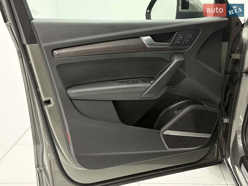 Позашляховик / Кросовер Audi Q5 2022 в Одесі