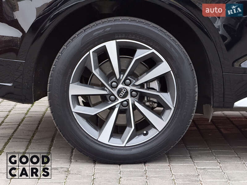 Внедорожник / Кроссовер Audi Q5 2021 в Одессе