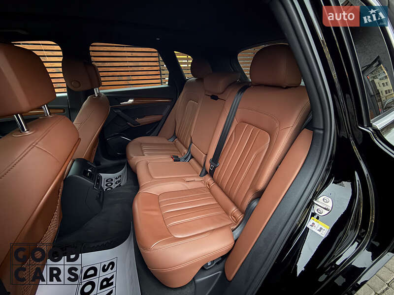 Внедорожник / Кроссовер Audi Q5 2021 в Одессе