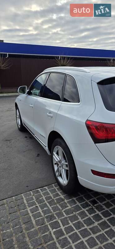 Позашляховик / Кросовер Audi Q5 2012 в Умані