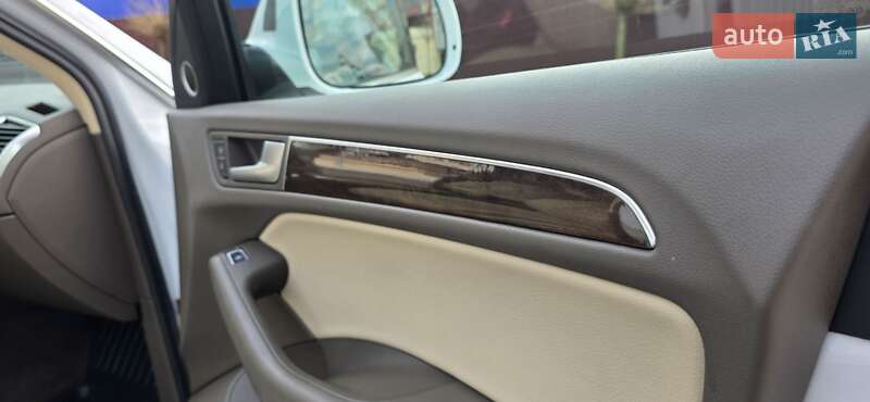 Позашляховик / Кросовер Audi Q5 2012 в Умані