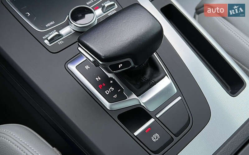 Внедорожник / Кроссовер Audi Q5 2017 в Львове