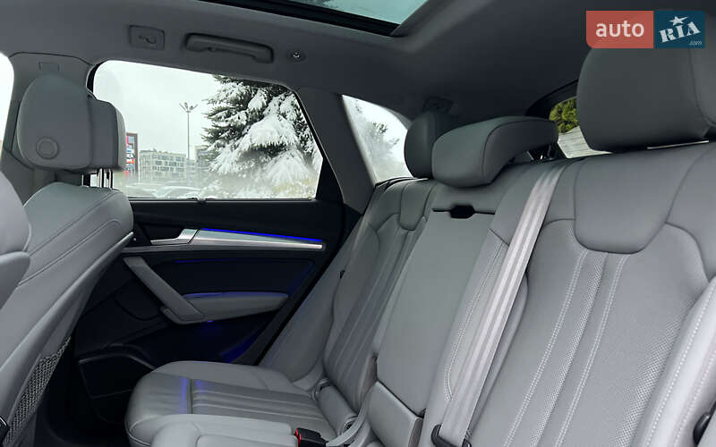 Внедорожник / Кроссовер Audi Q5 2017 в Львове