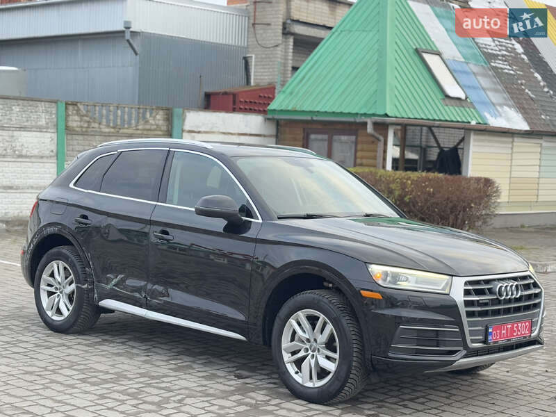Позашляховик / Кросовер Audi Q5 2017 в Ковелі