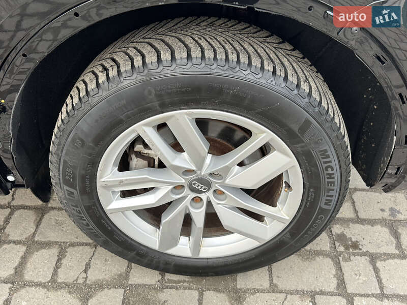 Позашляховик / Кросовер Audi Q5 2017 в Ковелі