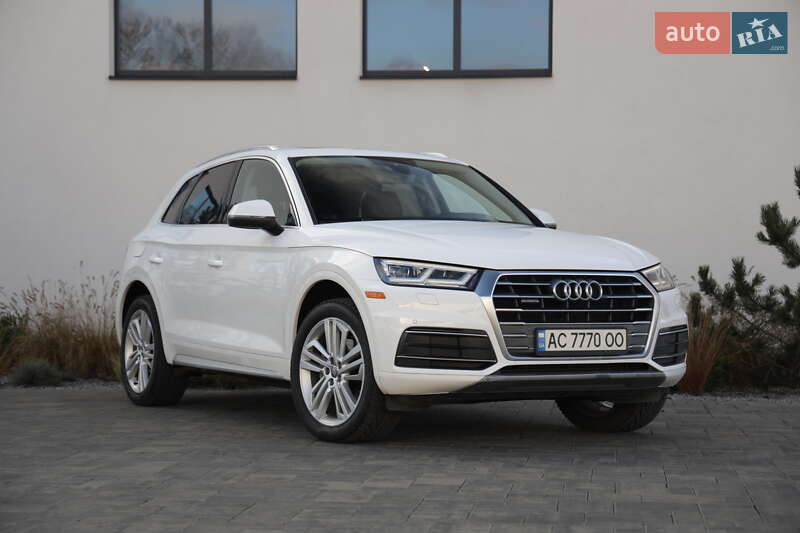 Позашляховик / Кросовер Audi Q5 2018 в Луцьку