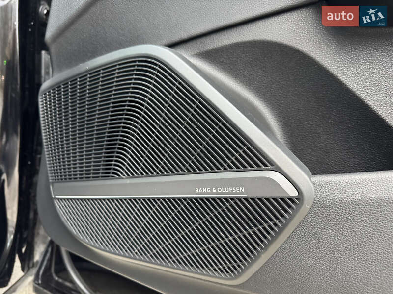 Внедорожник / Кроссовер Audi Q5 2018 в Киеве фото 46 Внедорожник / Кроссовер Audi Q5 2018 в Киеве