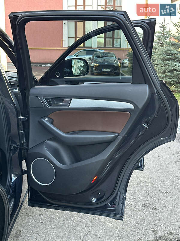 Внедорожник / Кроссовер Audi Q5 2016 в Ровно