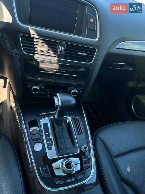 Внедорожник / Кроссовер Audi Q5 2013 в Сокале