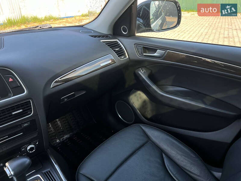 Внедорожник / Кроссовер Audi Q5 2013 в Сокале