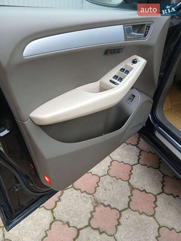 Внедорожник / Кроссовер Audi Q5 2011 в Черновцах фото 32 Внедорожник / Кроссовер Audi Q5 2011 в Черновцах