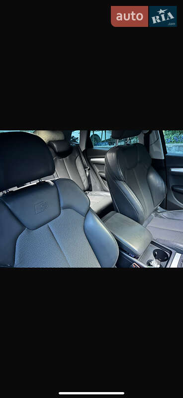 Внедорожник / Кроссовер Audi Q5 2017 в Львове