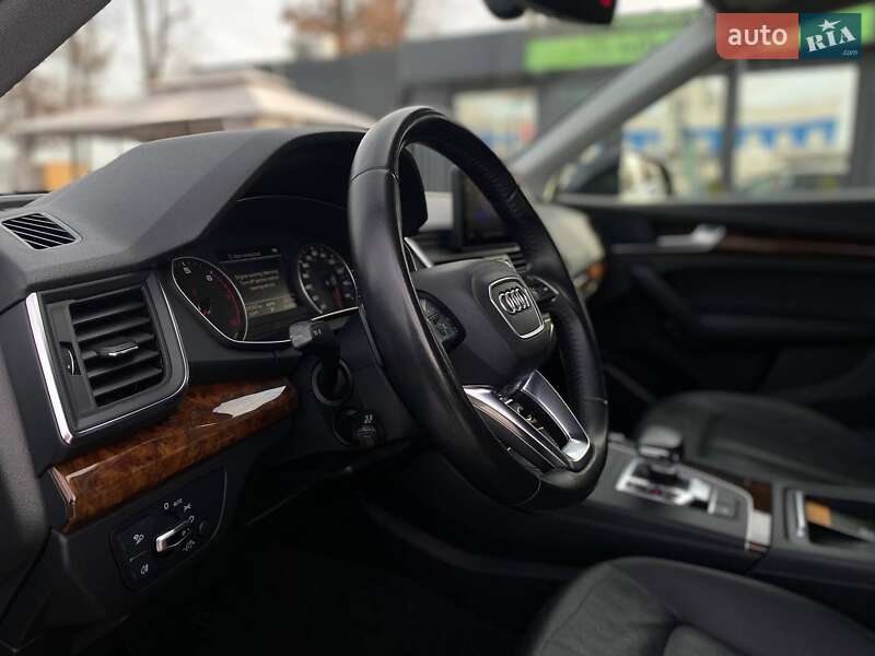 Позашляховик / Кросовер Audi Q5 2018 в Києві