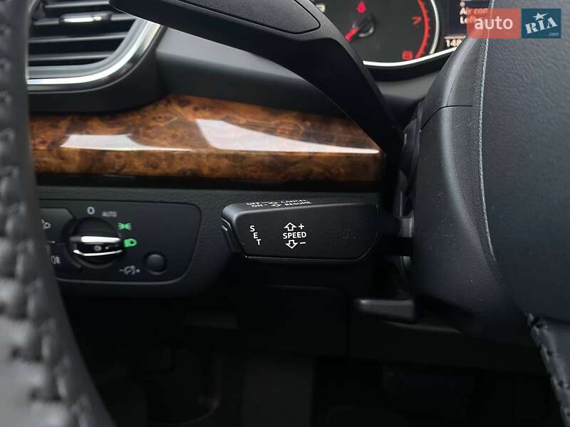 Позашляховик / Кросовер Audi Q5 2018 в Києві