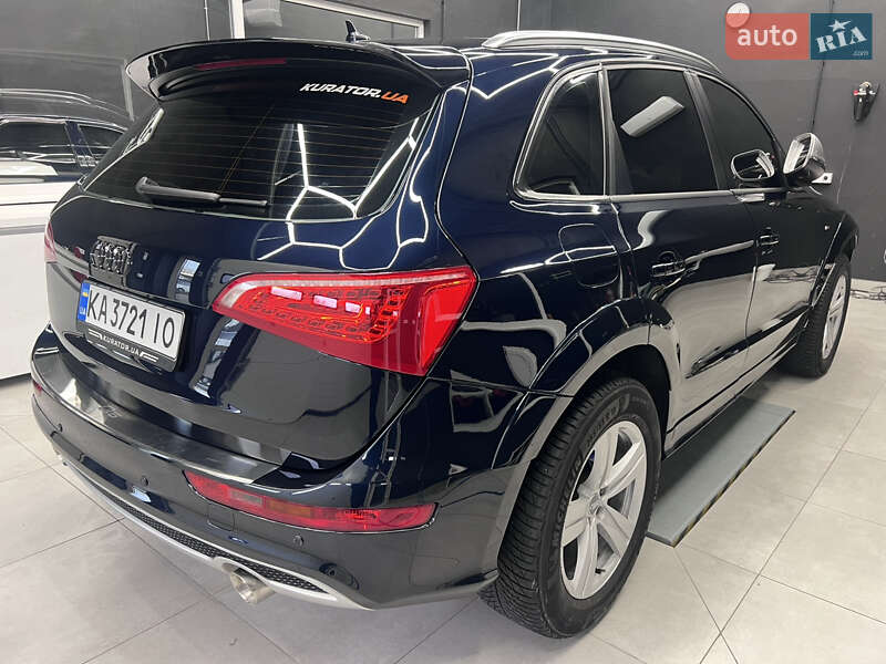 Внедорожник / Кроссовер Audi Q5 2011 в Киеве