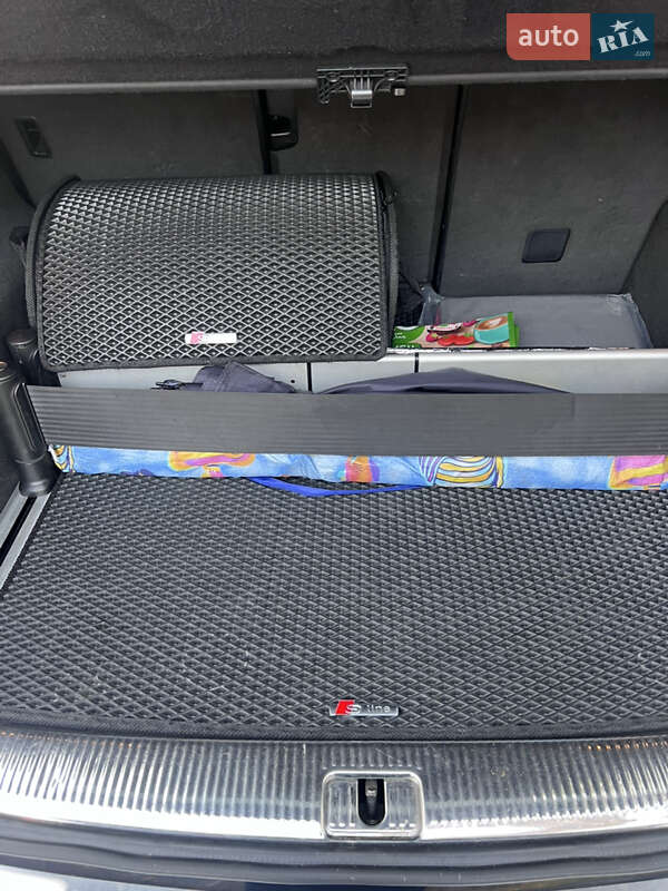 Внедорожник / Кроссовер Audi Q5 2011 в Киеве