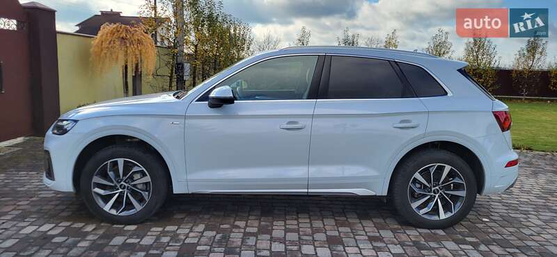Внедорожник / Кроссовер Audi Q5 2023 в Виннице