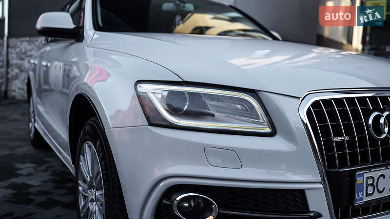 Позашляховик / Кросовер Audi Q5 2012 в Львові