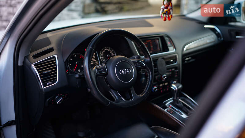 Позашляховик / Кросовер Audi Q5 2012 в Львові