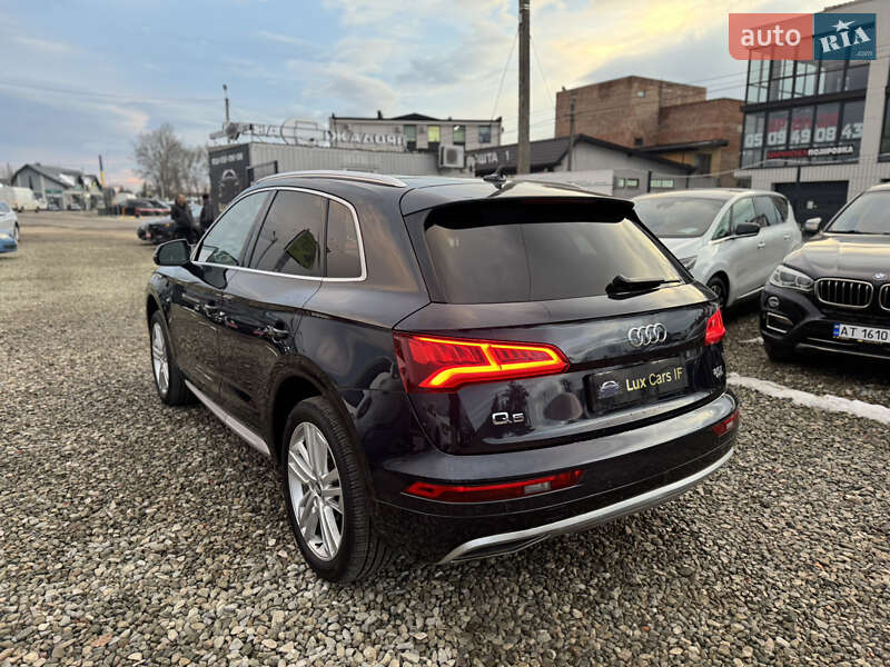 Внедорожник / Кроссовер Audi Q5 2017 в Ивано-Франковске