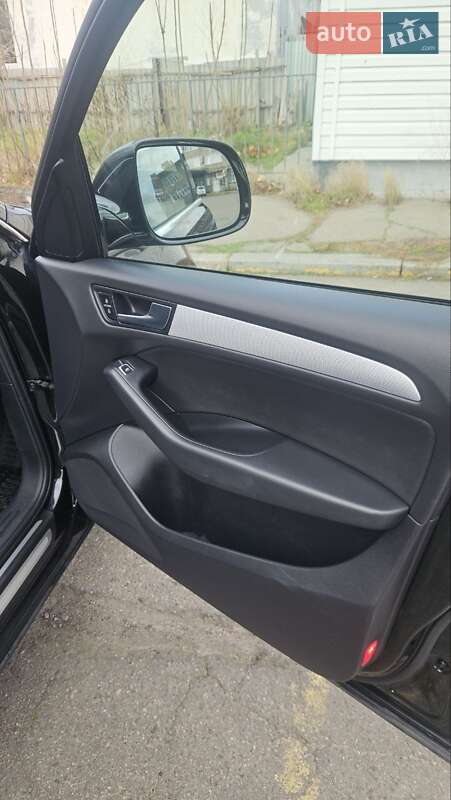 Внедорожник / Кроссовер Audi Q5 2015 в Киеве