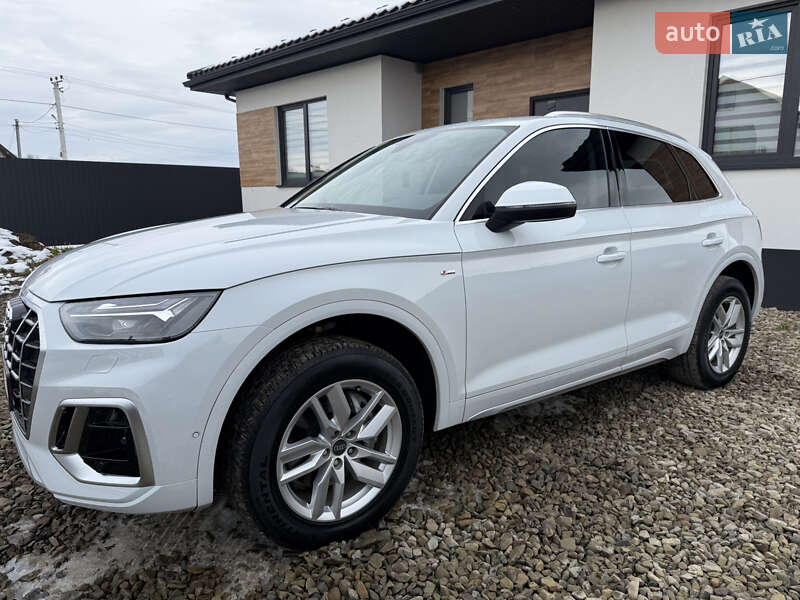 Позашляховик / Кросовер Audi Q5 2024 в Стрию