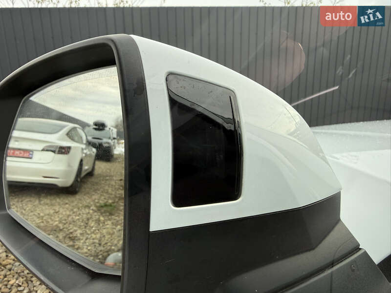 Позашляховик / Кросовер Audi Q5 2024 в Стрию