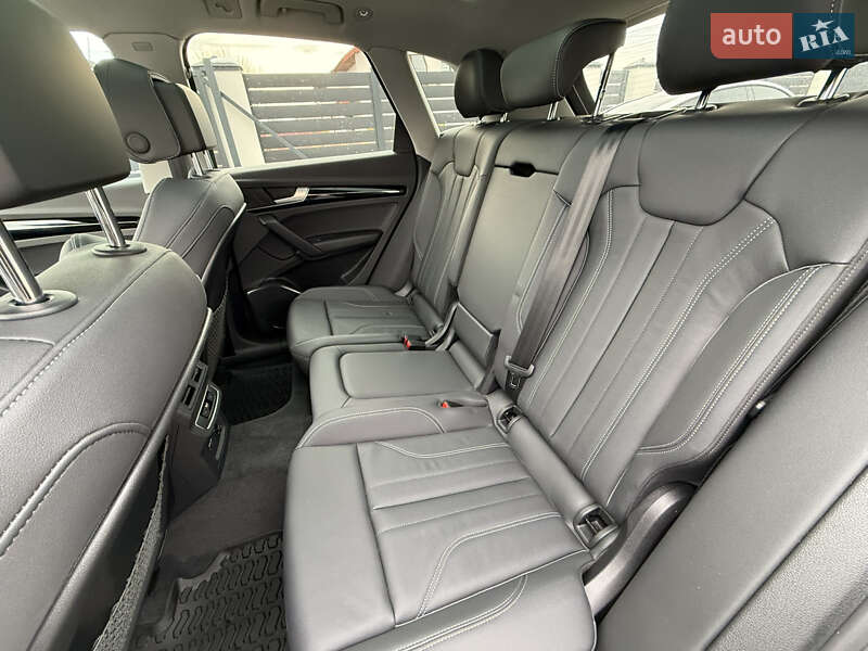 Позашляховик / Кросовер Audi Q5 2024 в Стрию