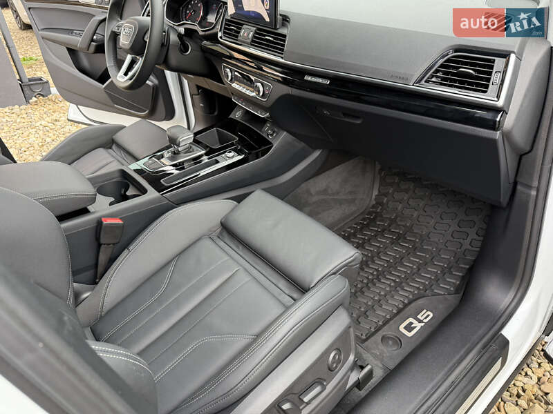 Позашляховик / Кросовер Audi Q5 2024 в Стрию